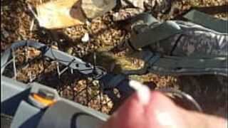 Олень стоит с камшотом - порно видео