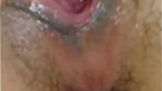 Очень влажное влагалище. - порно видео