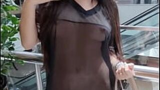 Раздевалась в шоппинге в Ресифи, Луана Казаки - порно видео