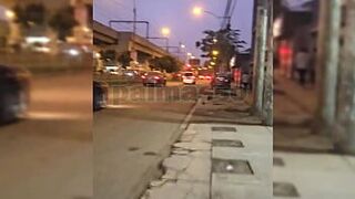 Услуги шлюхи, секс в обмен на деньги - ИГНОРИРУЙТЕ мои КРИЧКИ и не вынимайте ее из моей ПОПЫ - порно видео