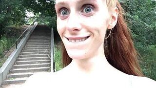 Набивать трусики во время мастурбации - порно видео