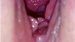 Крупный план внутри пизды и эякуляции - порно видео