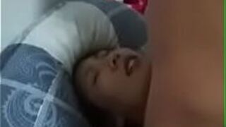 Муж наблюдает, как белый мужчина трахает китайскую жену в первый раз - порно видео